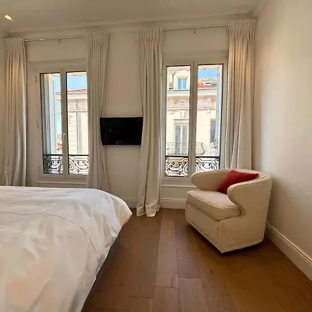Scarlett 4 Bedroom Next To The Croisette Apartment *